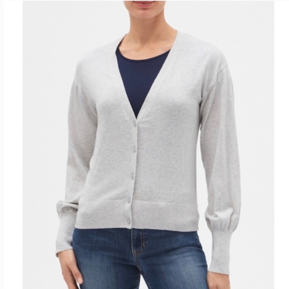 🔘GAP balloon sleeved cardigan